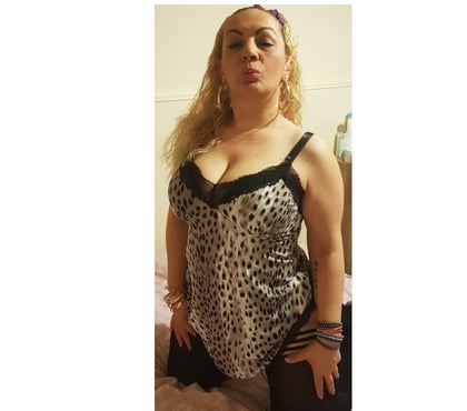  Escorts Leeds Leeds - Photos for Vanessa milf ready for you