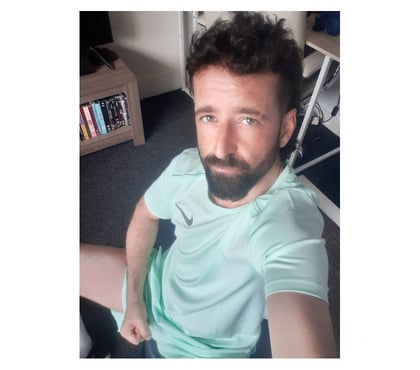 Gay escorts Worsbrough Barnsley - Photos for GAY BRITISH ITALIAN MALE XL