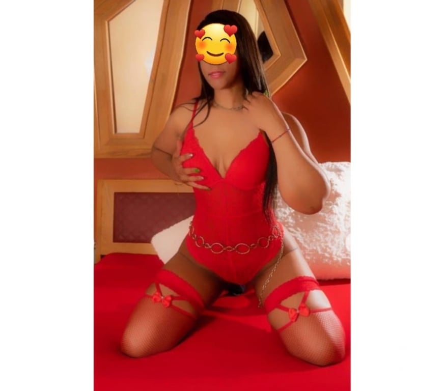 Escorts North London Enfield - Photos for AHMAI PARTY GIRL