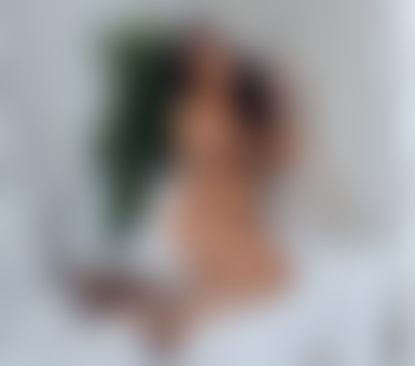 Escorts West London West Ealing - West London - Photos for Sexy, exotic, beautiful - Spanish-Brazilian babe Aline