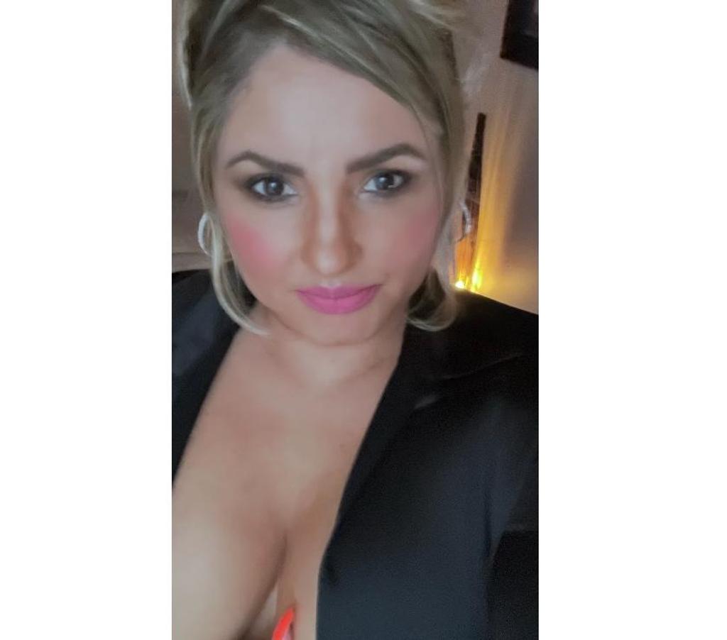 Escorts Devon Exeter - Photos for LORENA MASSAGE, 100% REAL PHOTOS, CURVEY IN THE RIGHT PLACES