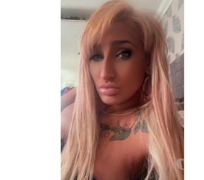 Escorts and Massages Ormesby Middlesbrough - Photos for Blonde busty babe ready to please
