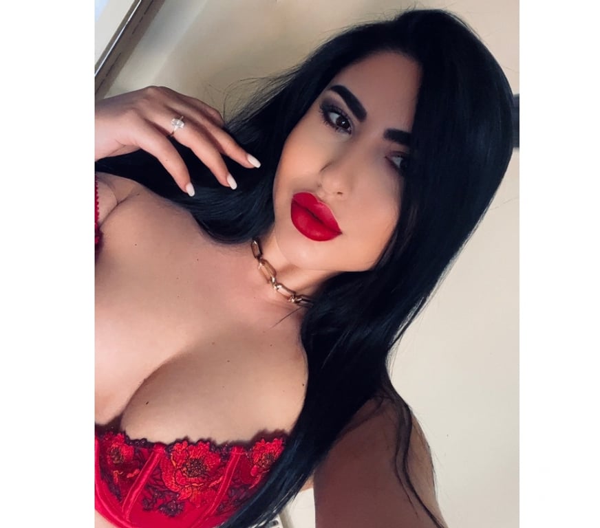 Escorts West Northamptonshire Northampton - West Northamptonshire - Photos for Viviane back in town ! Call me 🥵