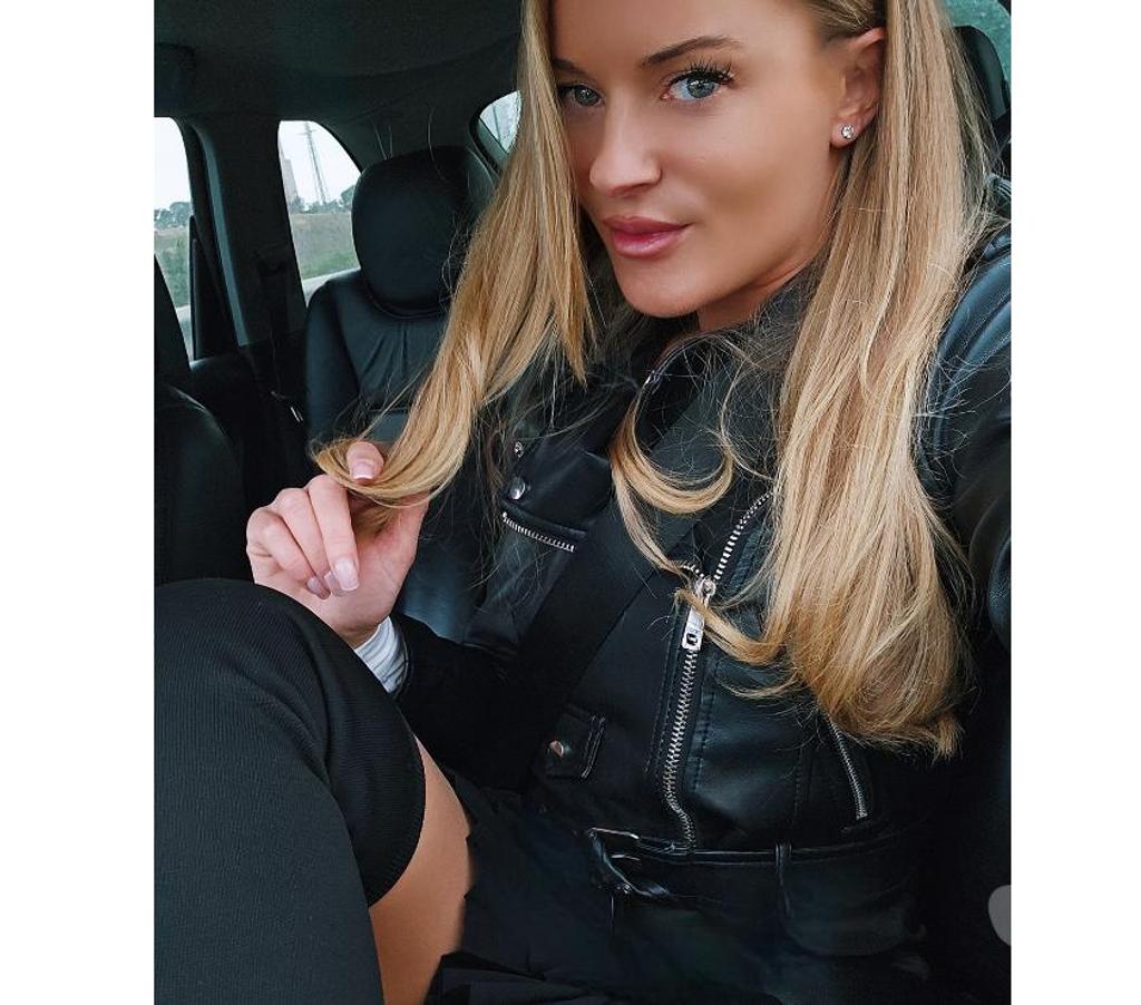 Adult Entertainment South West London Kingston upon Thames - Photos for VIDEOCALL & MORE ON WHATSAPP +447305536221