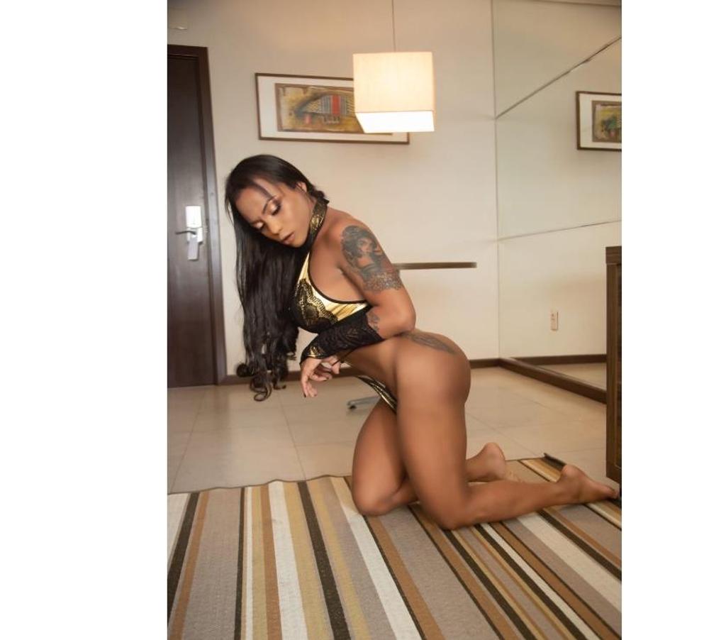 Trans Escorts West Midlands Birmingham - Photos for TS SAMARA VERY SEXY HOT 🔥 🇧🇷 new in the area