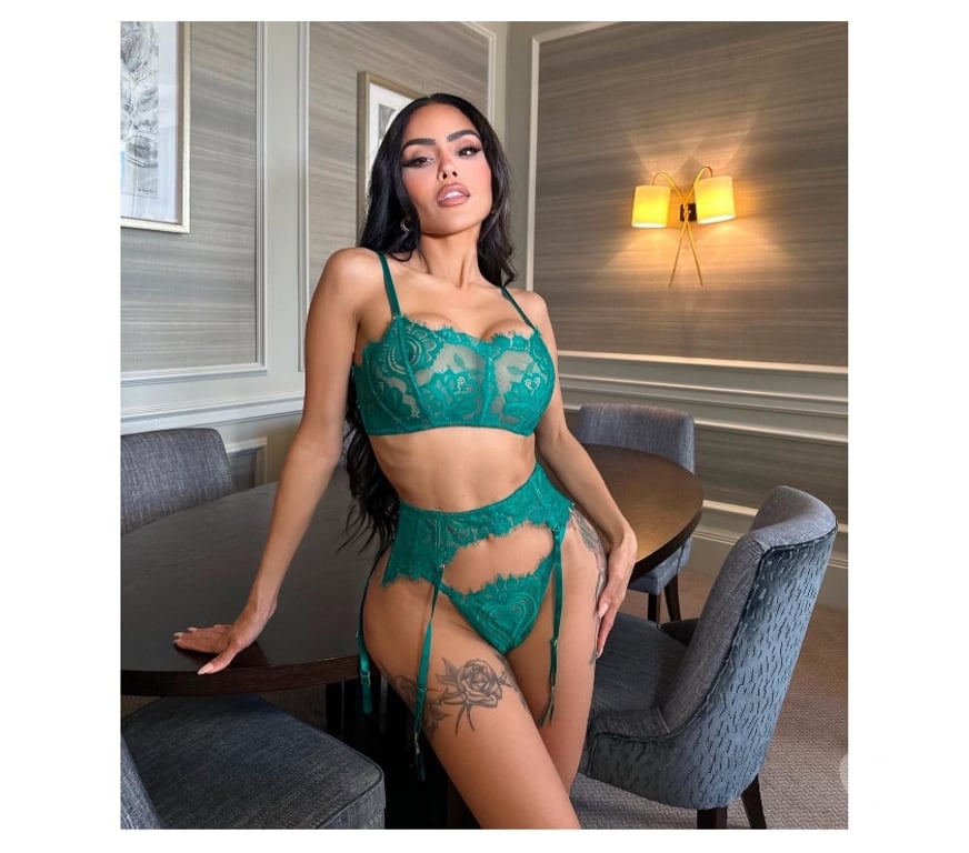 Escorts South East London Bermondsey - South East London - Photos for 🔞🔥HORNY PARTY GIRL 🔥🔞BRAZILIAN