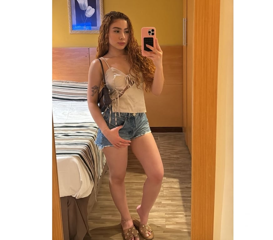 Escorts East London Canary Wharf - East London - Photos for LARA ALL NATURAL 💜🧡 PARTY - 100% REAL 🧡💜