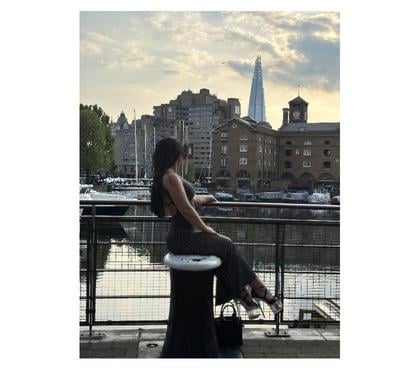 Escorts Spitalfields East London - Photos for Naughty DUO around E1 xx