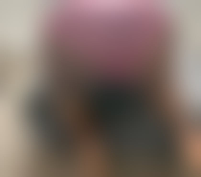Escorts Kent Dartford - Photos for A VERY BIG VOLUPTUOUS BLACK MATURE LADY