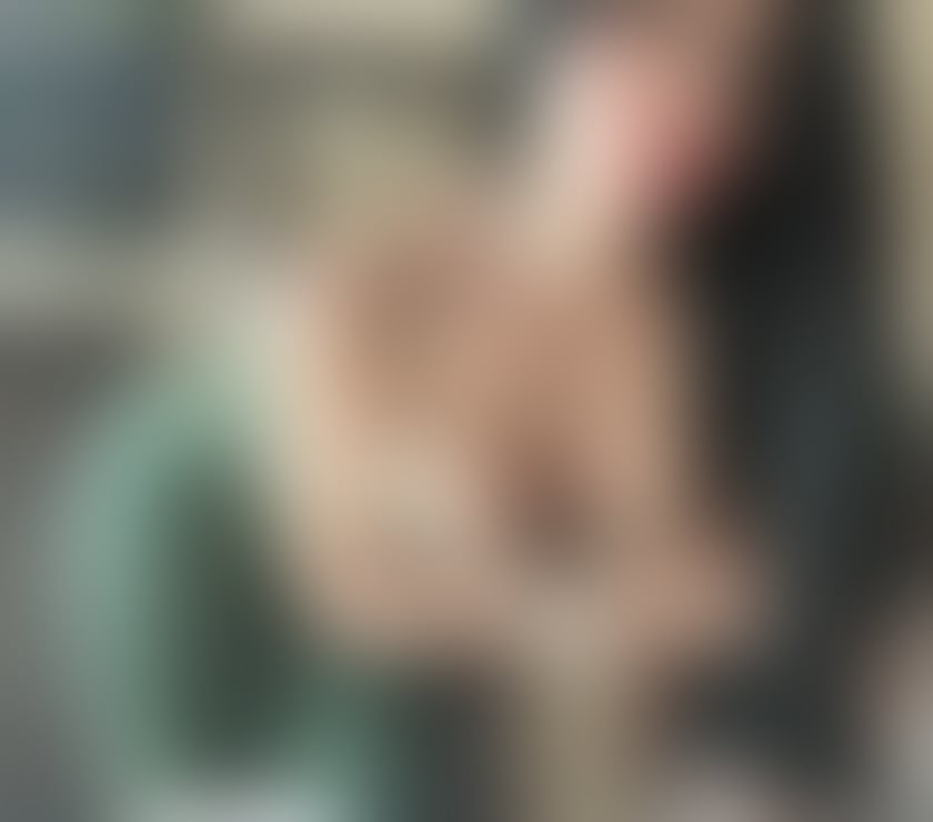 Escorts West Yorkshire Leeds - Photos for Laura Beautiful girl