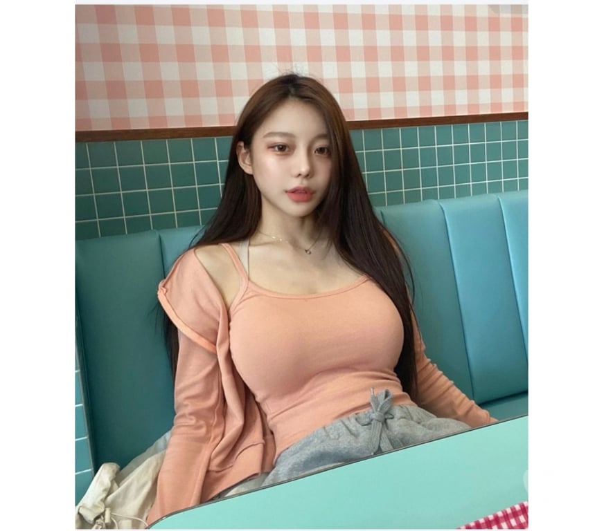 Escorts Cardiff Cathays - Cardiff - Photos for 🎀 Sexy Asian Escorts ❤️nuru massage
