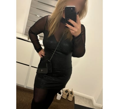 Escorts and Massages Sheffield Sheffield - Photos for Natasha * Hot Polish blonde * Best B*j skills * Curvy body