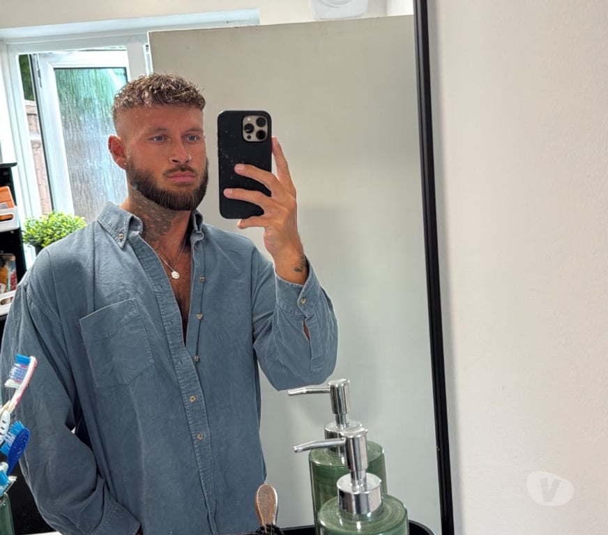  Gay massage Surrey Guildford - Photos for Energetic kind and full of life
