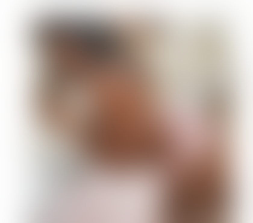 Escorts Central London Soho - Central London - Photos for Big booty, bright smile, and warm Brazilian energy.