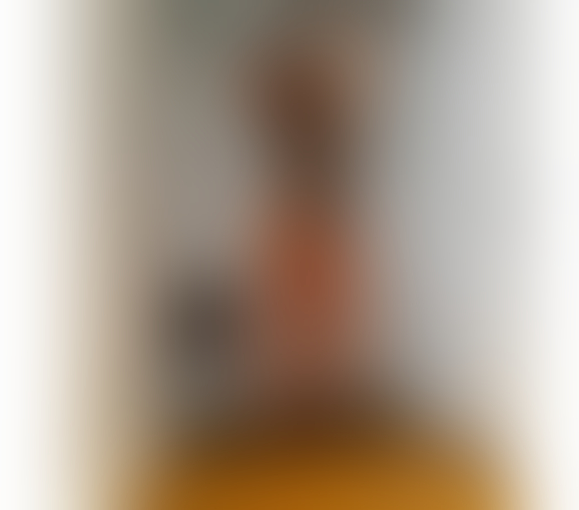 Escorts Central London Soho - Central London - Photos for Big booty, bright smile, and warm Brazilian energy.