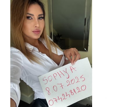 Escorts and Massages Leeds City Centre Leeds - Photos for SOPHYA 💯 REAL!! 💎OWO&GFE 🫦!! INCALL🥂