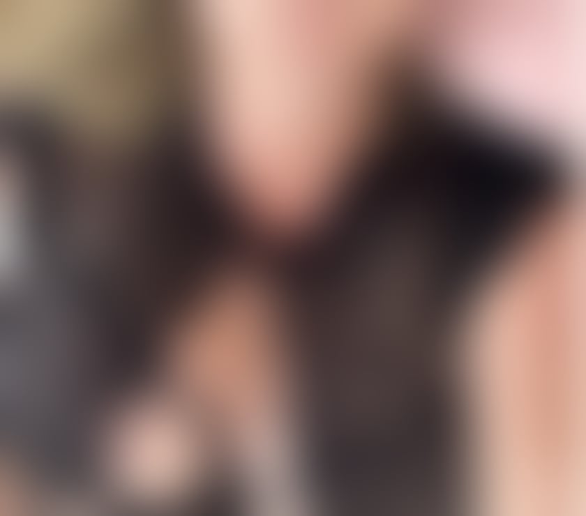 Escorts Essex Southend-on-Sea - Photos for Mature British Curvy MILF