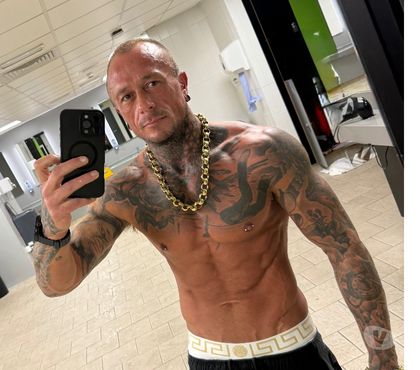 Gay escorts Newcastle City Centre Newcastle upon Tyne - Photos for Gay Escort (top) Newcastle Upon Tyne