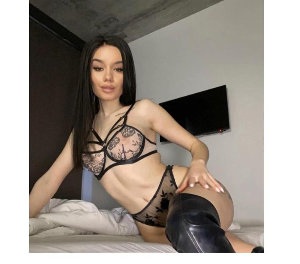 Escorts Derbyshire Chesterfield - Photos for Brianna new girl party