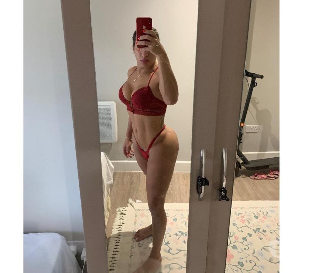 Trans Escorts South East London Lee - South East London - Photos for BRAZILIAN TS TOP AND BOTTOM WITH PRIVATE PARKING
