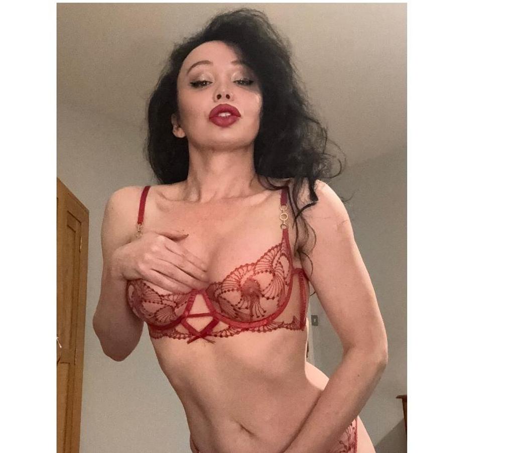 Trans Escorts Cheshire West and Chester Chester - Cheshire West and Chester - Photos for 🟪ALLURING indulge🟨🟧 MILF TS CHESTER!🟦🟧🟨