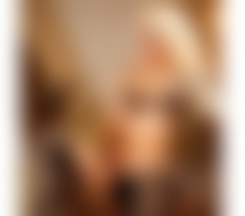  Escorts Uxbridge Hillingdon - Photos for MISTRESS OF THE HOUSE