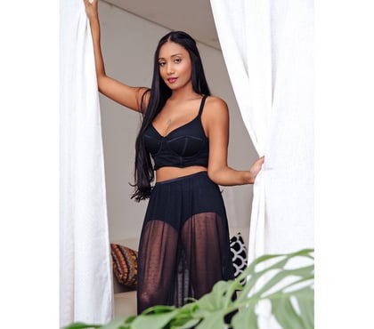 Escorts Edinburgh Edinburgh - Photos for 🧙‍♂️🌞 MEL BRAZILIAN PARTY GIRL 🇧🇷