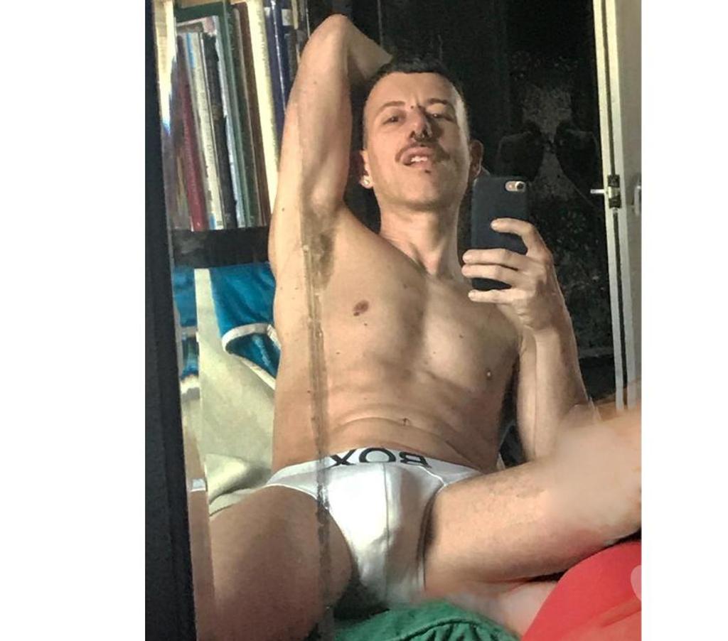 Gay massage East London Bethnal Green - East London - Photos for Naughty & Friendly - Marco
