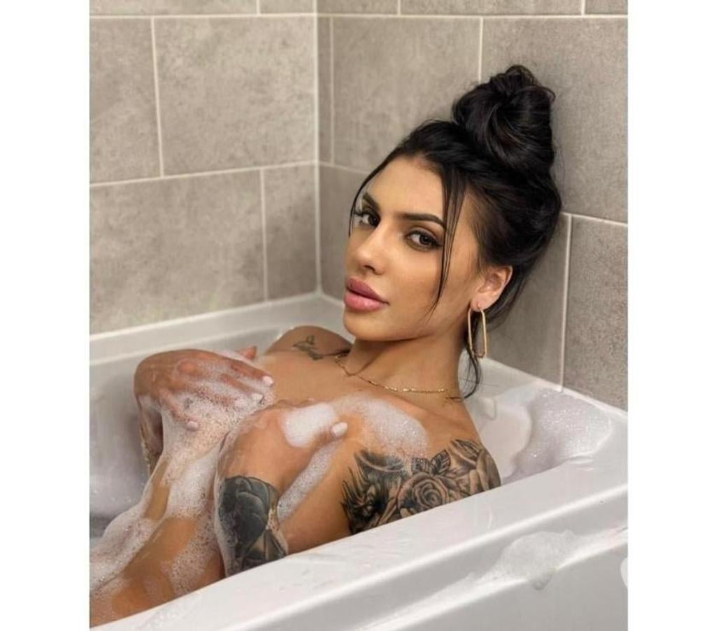 Escorts North London Seven Sisters - North London - Photos for Sophie 💄🍓 Big B*nd*h Party Girl