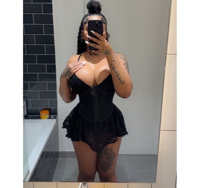 Escort Canary Wharf East London - Photos for New girl in town Aaliyah 💜
