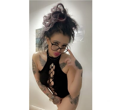 Escorts Kilburn High Road Station North West London - Photos for Kasandra💞Hot Sexy bitch 🫦👅Sloppy BJ 🫦🍭