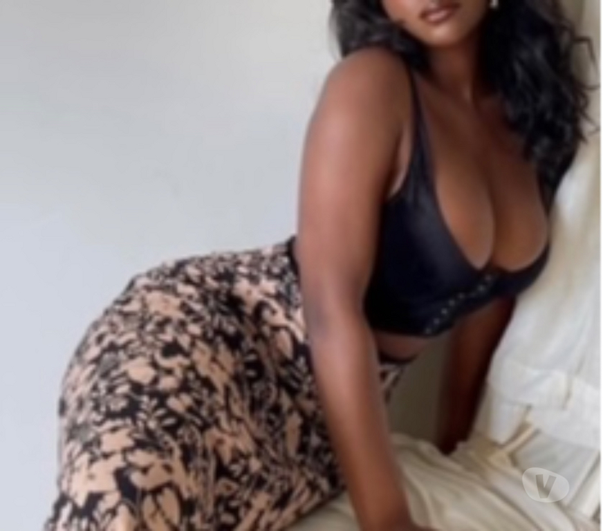 Escorts Norfolk Norwich - Photos for 36F Curvy Busty Ebony Masseuse