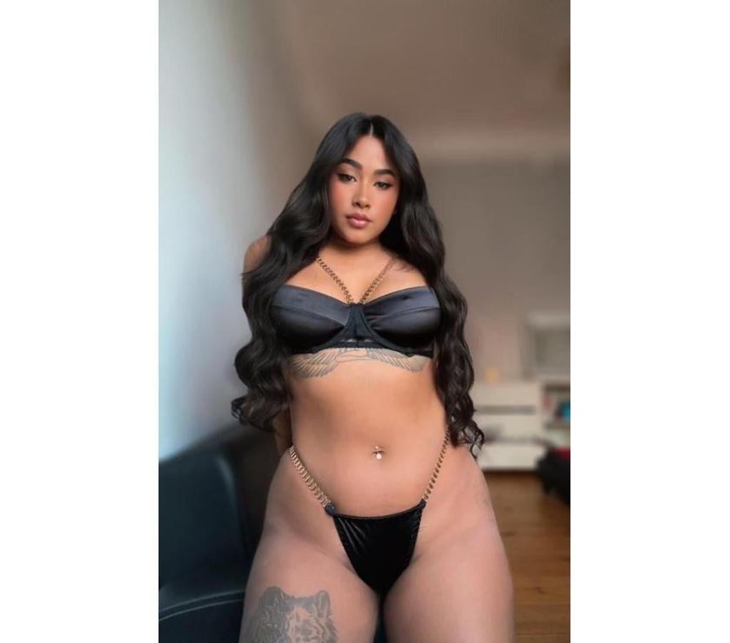 Escorts West Midlands Birmingham - Photos for 🔥 Valentina latina! 🇧🇷 party girl 🥂