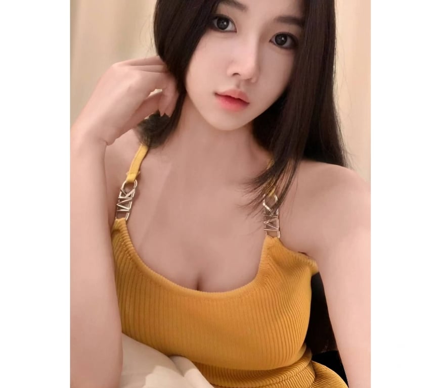 Escorts West Midlands Walsall - Photos for 💯hot oil massage🔥New girl Hot and escort full service