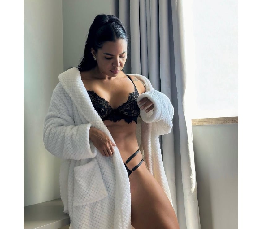 Escorts South East London Croydon - Photos for Bruna 💜 Real Party Girl 💥 GENUINE, SWEET AND SEXY 👠