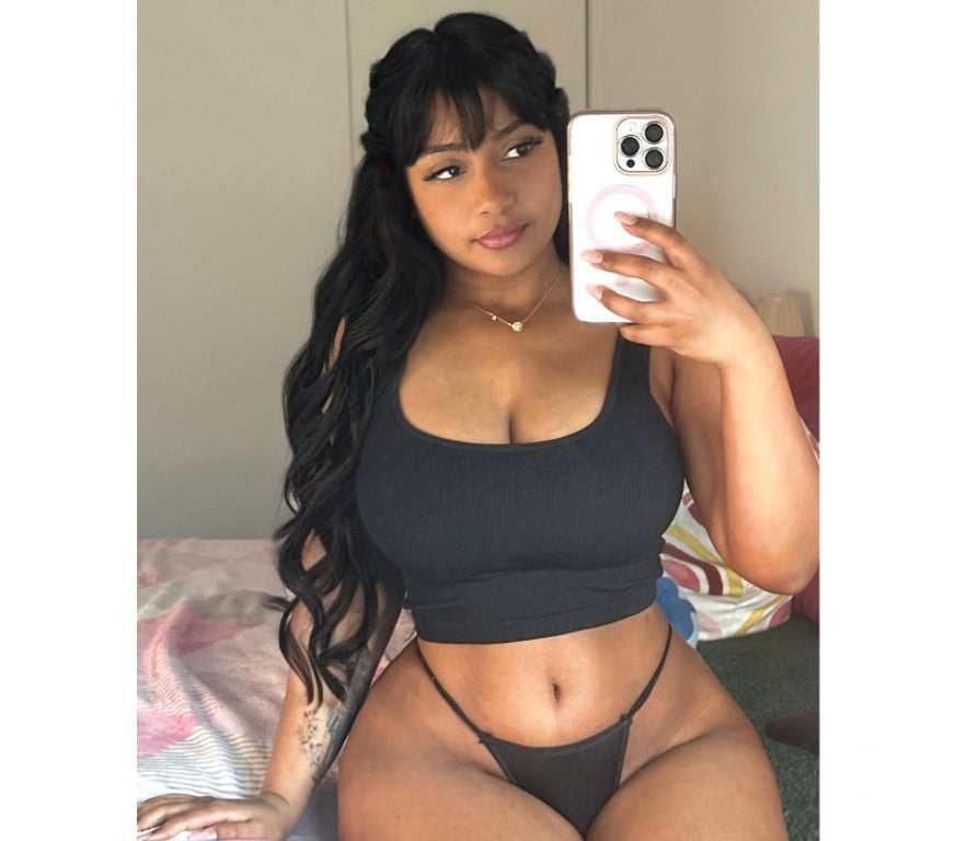 Escorts Edinburgh Edinburgh - Edinburgh - Photos for Luna Brunette NEW Party 🎊🎉