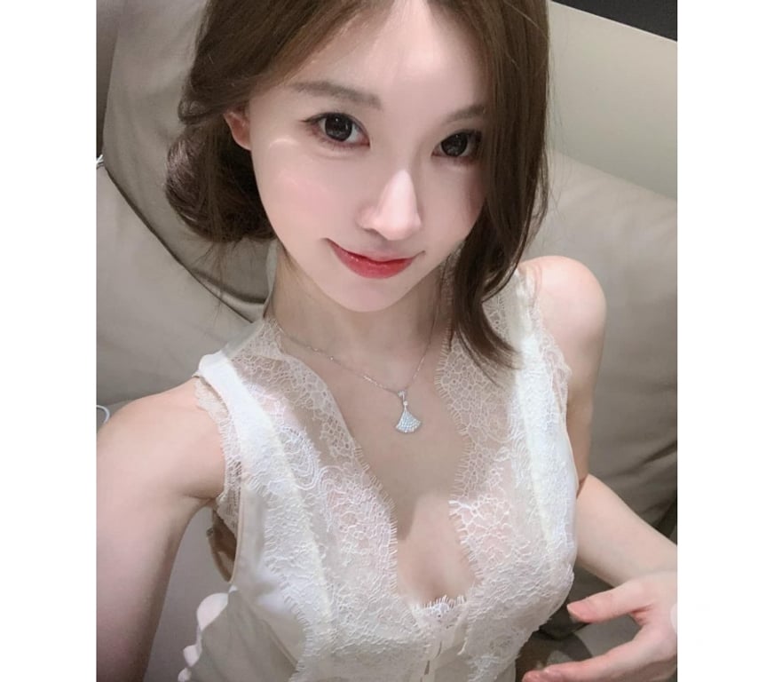 Escorts Hertfordshire Broxbourne - Photos for 1💯hot oil massage🔥New girl Hot and escort full service