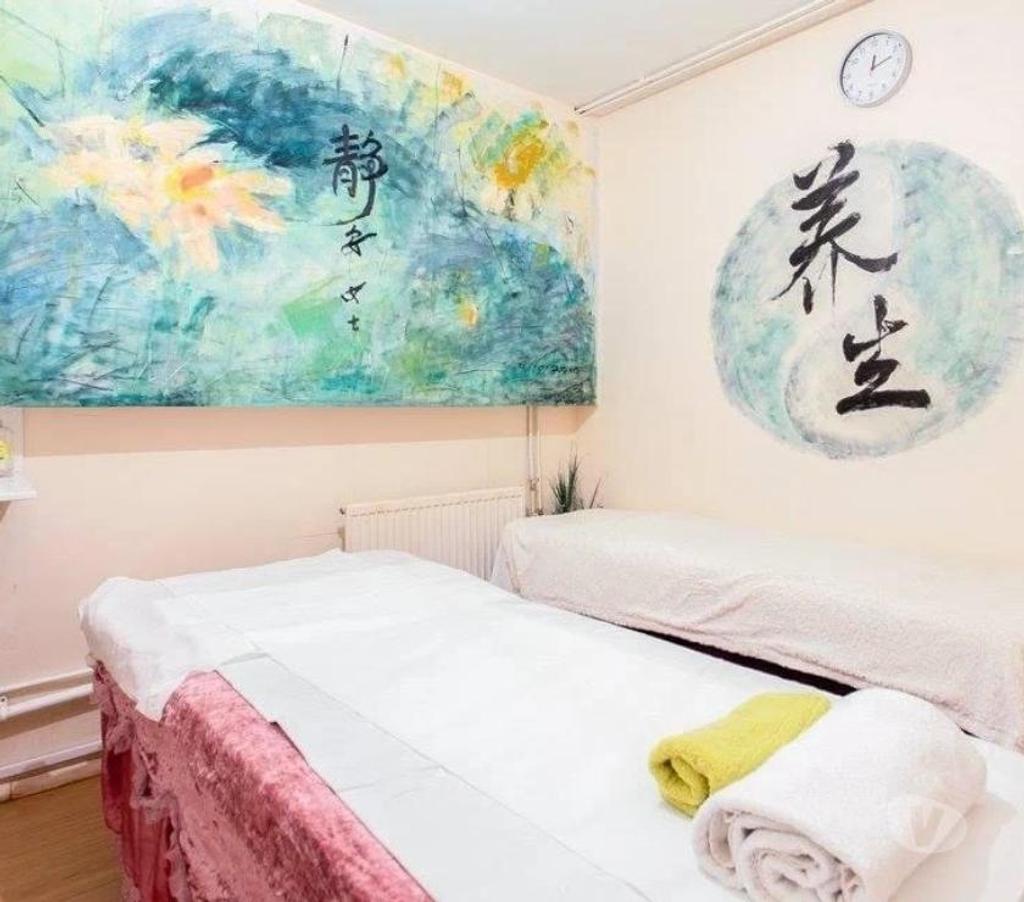 Full body massage West London West Kensington Station - West London - Photos for Dr Liu Health Clinic, Acupuncture - Herbal - Massage