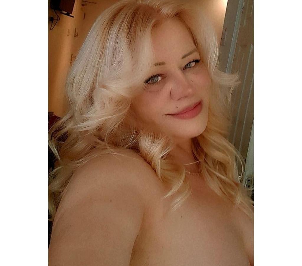Escorts North London Edmonton - North London - Photos for Sexy Alexa party grils 😘😘❤️call me