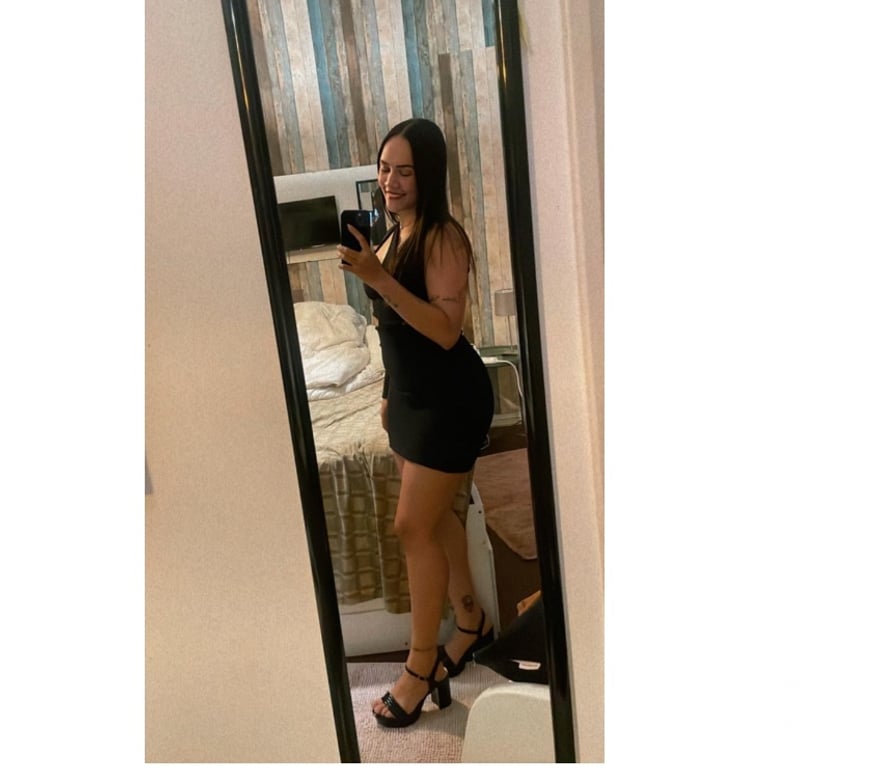 Escorts South West London Haydons Road - South West London - Photos for LARRISA 🌟 Charming Brazilian girl – in your area 🏠