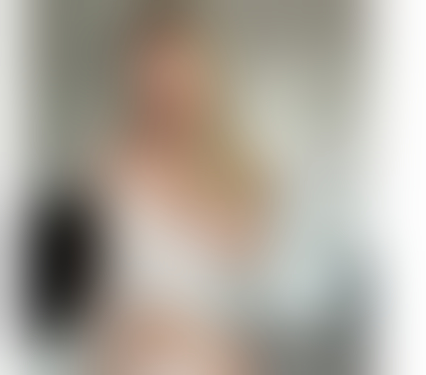 Adult Entertainment East London London Fields Station - East London - Photos for Hot blonde π contact me on whatsapp + 44 07440561092