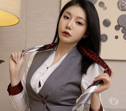 Escort Birmingham Solihull - Photos for 🌸 Gentle Escape in Solihull Asian Elegance Awaits 🌸