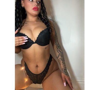  Escorts & Erotic Massage Shepherd`s Bush West London - Photos for 🚨❌SEXY Emily ❌🚨‼️REAL PICS🍫💦partyy👄