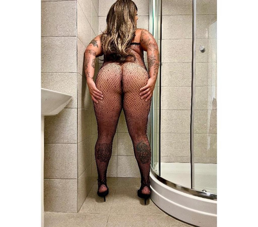 Trans Escorts West Yorkshire Leeds - Photos for Hot Brasil trans woman First time in Leeds 🥵🍆🍑