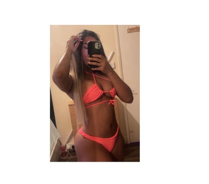  Escorts Addiscombe Station South East London - Photos for 🔥Brazilian girl Porn star 🍆Available 24hrs