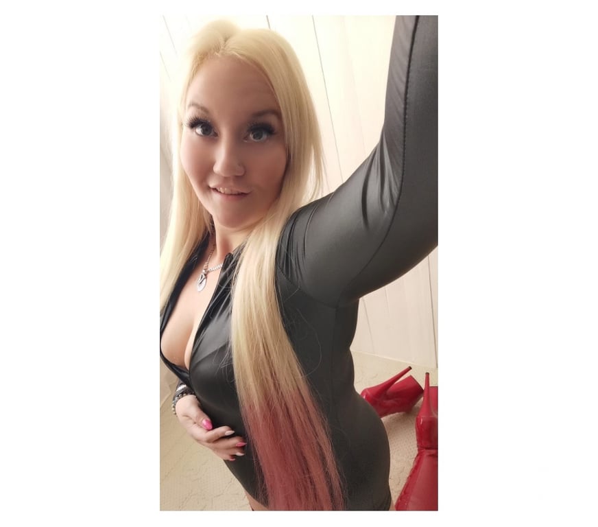 Escorts West Midlands Coventry - Photos for Molly_XXX NEW IN COVENTRY FIRST TIME IN UK XXX