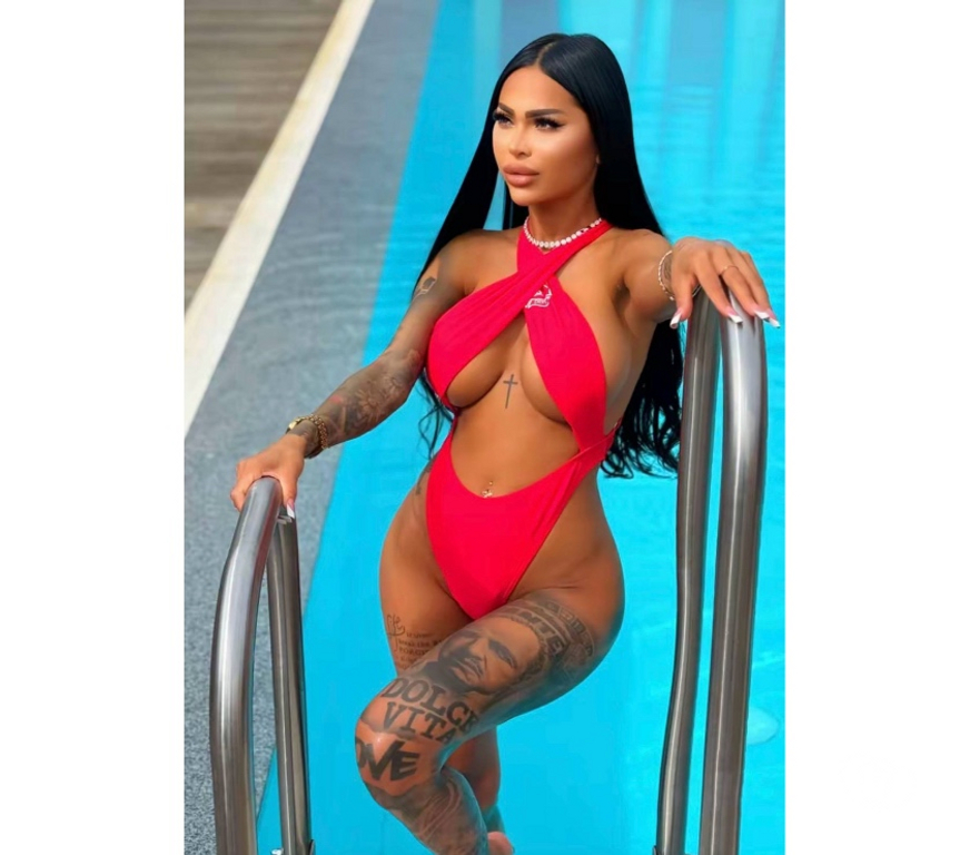 Escorts Surrey Reigate and Banstead - Photos for Outcall INCALL!! GFE 💕❤️Brunette in your town ☎️