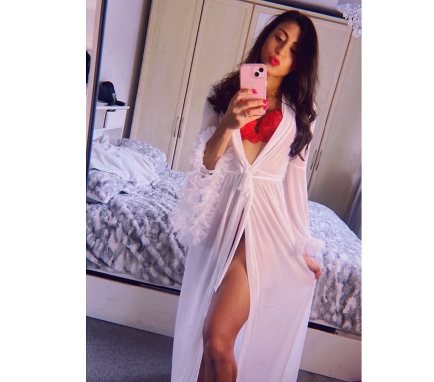 Escorts Bracknell Forest Bracknell - Bracknell Forest - Photos for Passionate couple Seeking Exciting Encounters
