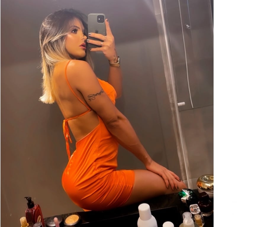 Trans Escorts Cardiff Cardiff City Centre - Cardiff - Photos for Chloe Fernandes