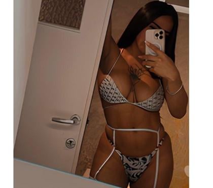 Transsexual North Finchley North London - Photos for Mikaela Pretty TS🇧🇷